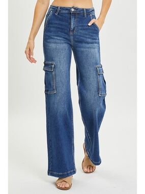 High-Rise Wide-Leg Cargo Jeans in Medium Blue